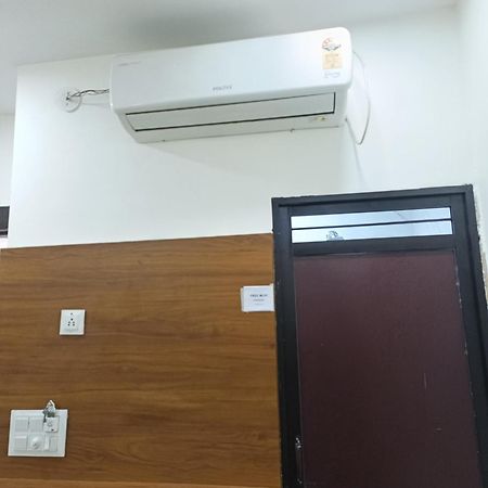 Royal Raj Palace Ujjain Ngoại thất bức ảnh