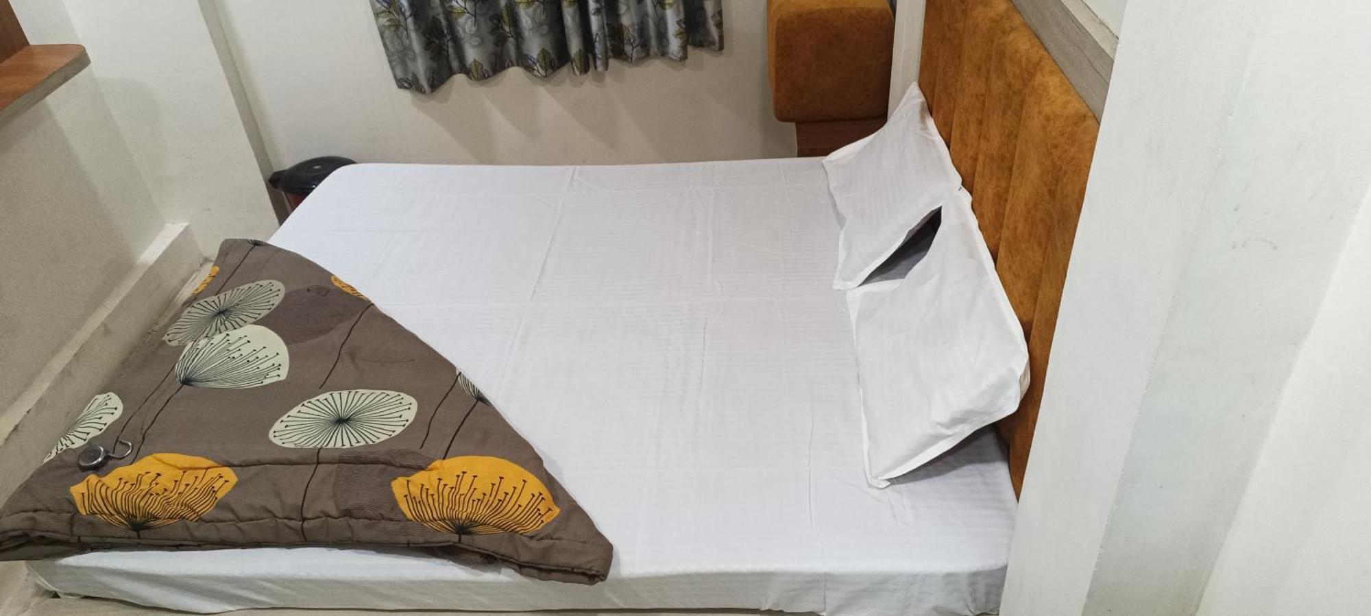 Royal Raj Palace Ujjain Ngoại thất bức ảnh