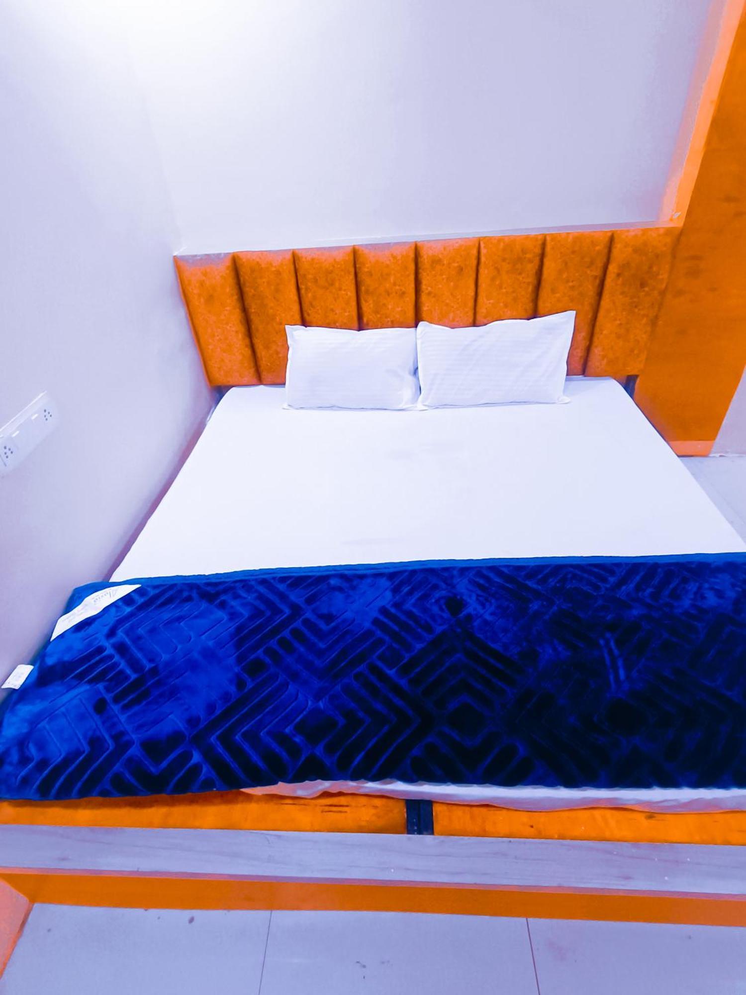 Royal Raj Palace Ujjain Ngoại thất bức ảnh