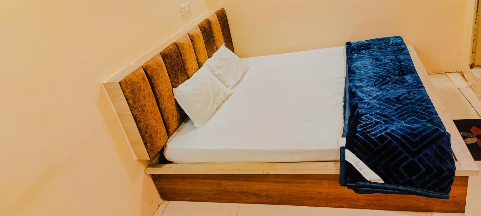 Royal Raj Palace Ujjain Ngoại thất bức ảnh